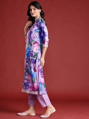 Floral Printed Thread Work Kurta with Trousers & Dupatta 6