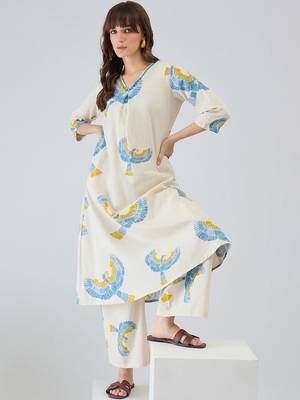 Women Printed Regular Thread Work Pure Cotton Kurta with Trousers 2