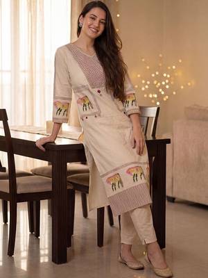 Women Ethnic Motifs Embroidered Regular Thread Work Pure Cotton Kurta with Trousers 1