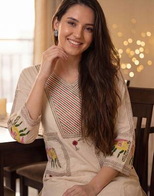 Women Ethnic Motifs Embroidered Regular Thread Work Pure Cotton Kurta with Trousers 2