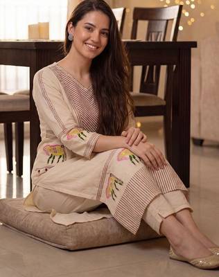 Women Ethnic Motifs Embroidered Regular Thread Work Pure Cotton Kurta with Trousers 5