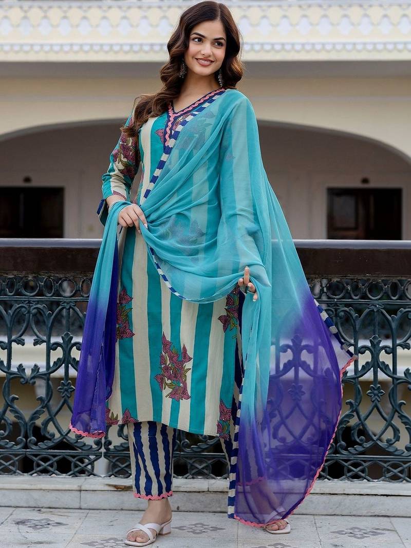 Women Printed Regular Pure Cotton Kurta with Trousers & With Dupatta