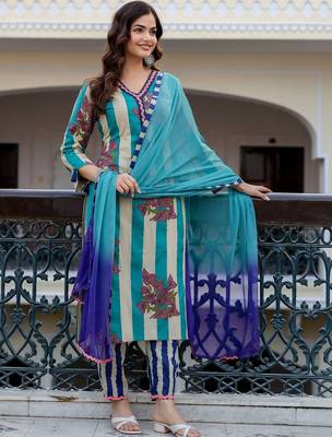 Women Printed Regular Pure Cotton Kurta with Trousers & With Dupatta 3