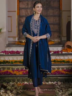Women Ethnic Motifs Embroidered Regular Kurta with Trousers & With Dupatta 1