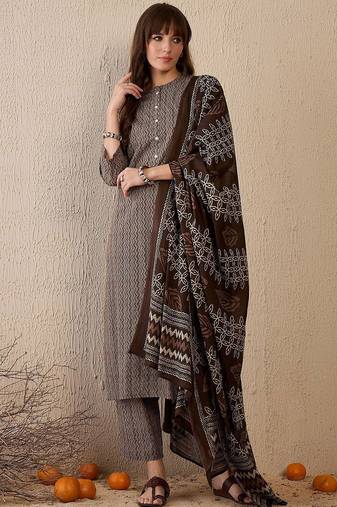 women printed regular  cotton kurta with trousers & with dupatta