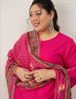 Plus Size Ethnic Motifs Regular Thread Work Kurta with Trousers & With Dupatta 2