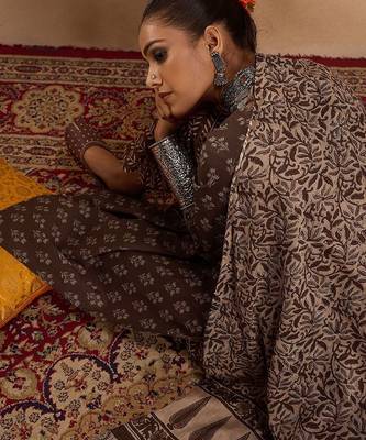 Ethnic Motifs Printed Pure Cotton Straight Kurta with Palazzos & Dupatta 2
