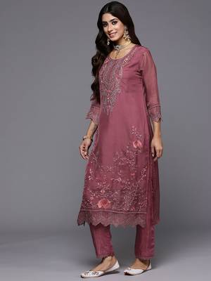 Women Floral Embroidered Regular Thread Work Kurta with Trousers & Dupatta 6