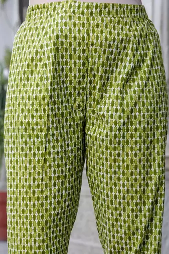 Floral Printed V-Neck Pure Cotton Straight Kurta With Trouser And Dupatta