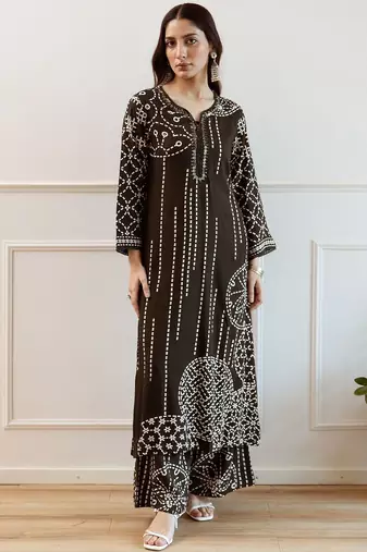 Women Printed Regular Beads and Stones Kurta with Trousers