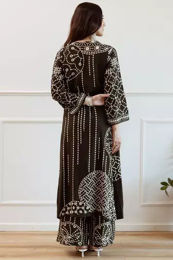 Women Printed Regular Beads and Stones Kurta with Trousers