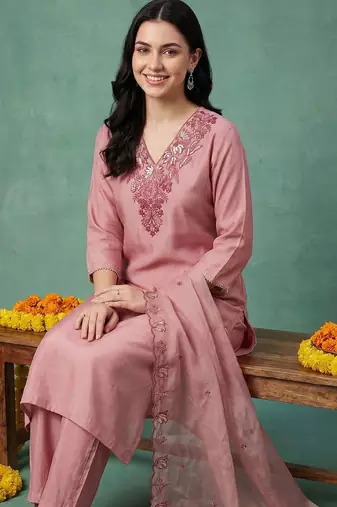 Women Ethnic Motifs Embroidered Regular Thread Work Kurta with Trousers & With Dupatta