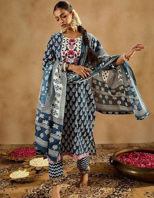 Ethnic Motifs Printed Thread Work Pure Cotton Kurta with Trousers & Dupatta 1