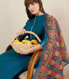 Women Solid Embroidered Kurta with Trousers & Dupatta