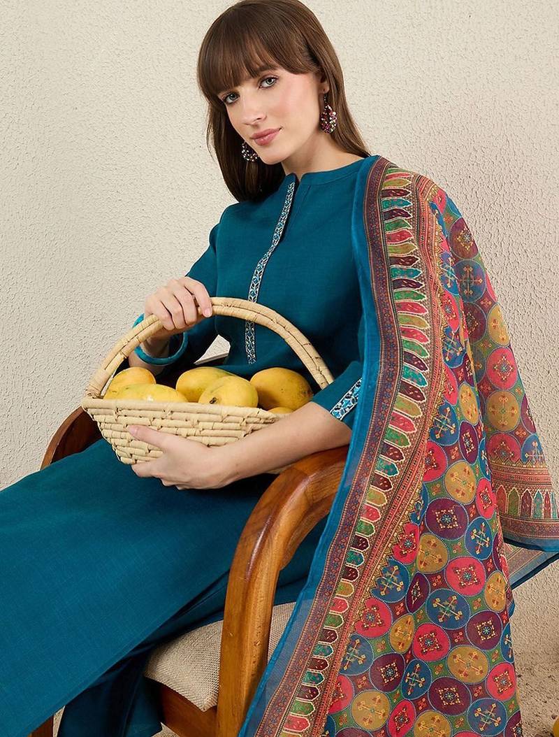 Women Solid Embroidered Kurta with Trousers & Dupatta