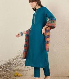 Women Solid Embroidered Kurta with Trousers & Dupatta