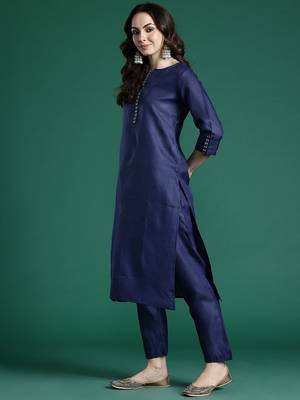 Ethnic Motifs Embroidered Kurta with Trousers & Dupatta 5