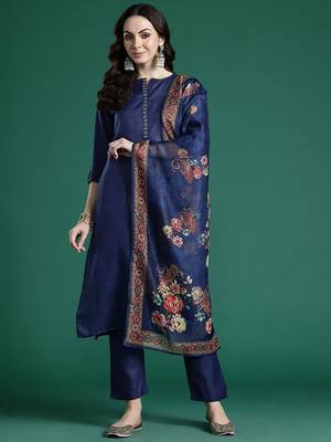 Ethnic Motifs Embroidered Kurta with Trousers & Dupatta 7