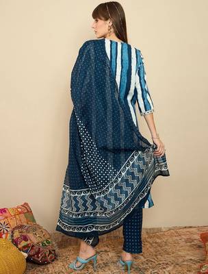 Striped Sequinned Straight Kurta With Trousers & Dupatta 6