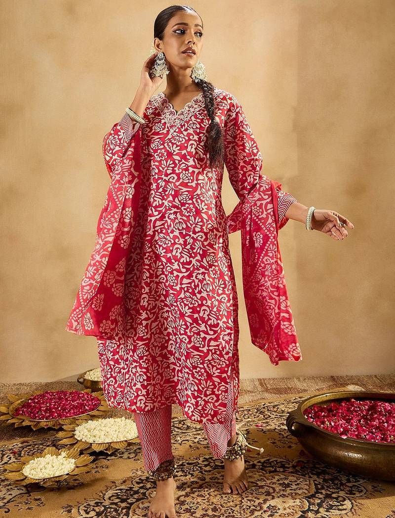 Floral Printed Straight Thread Work Kurta with Trousers & Dupatta