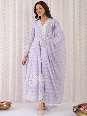 women ethnic motifs thread work  cotton kurta with trousers & with dupatta 3
