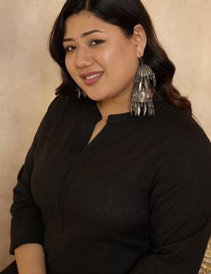 Plus Size Motifs Embroidered Regular Pure Cotton Kurta with Palazzos 3