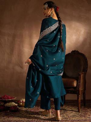 Ethnic Motifs Embroidered Thread Work Straight Kurta With Trousers & Dupatta 5