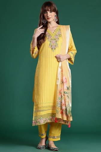 Floral Embroidered Thread Work Linen Kurta with Trousers & With Dupatta