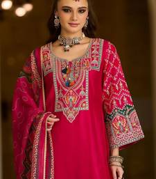 Women Ethnic Motifs Embroidered Regular Thread Work Kurta & Trousers With Dupatta