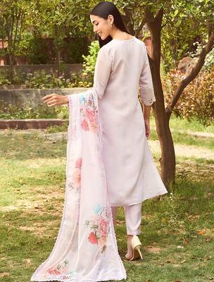 Floral Embroidered Straight Kurta With Trousers & Dupatta 4