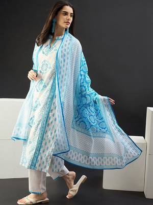 women ethnic motifs printed regular  cotton kurta with trousers & with dupatta 3