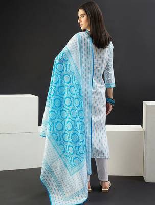 women ethnic motifs printed regular  cotton kurta with trousers & with dupatta 5