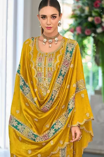 Women Ethnic Motifs Embroidered Kurta with Trousers & Dupatta