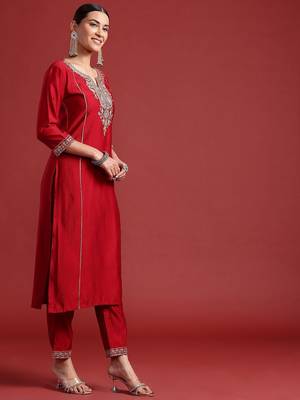 Ethnic Motifs Yoke Design Zari Panelled Liva Kurta With Trousers & Dupatta 6