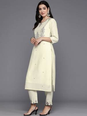 Women Ethnic Motifs Embroidered Regular Thread Work Kurta with Trousers & Dupatta 6