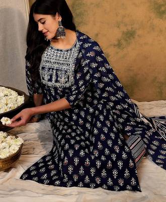 Ethnic Motifs Printed Regular Thread Work Kurta With Trousers & Dupatta 1