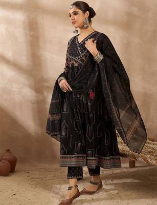 Women Ethnic Motifs Printed Pleated Beads and Stones Pure Cotton Kurta with Trousers & With Dupatta 4