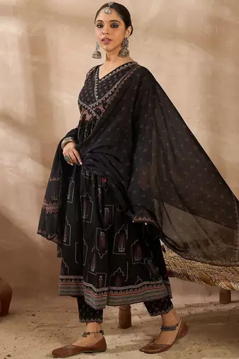 Women Ethnic Motifs Printed Pleated Beads and Stones Pure Cotton Kurta with Trousers & With Dupatta