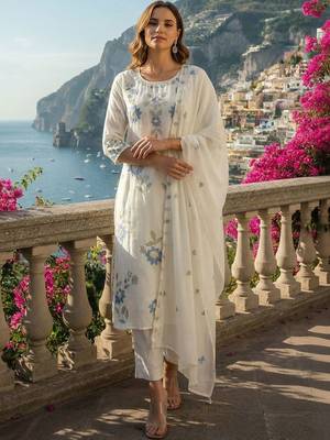 Women Floral Embroidered Regular Thread Work Pure Cotton Kurta with Trousers & With Dupatta 1