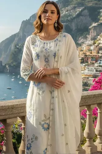Women Floral Embroidered Regular Thread Work Pure Cotton Kurta with Trousers & With Dupatta