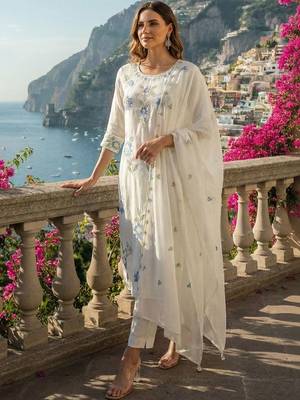 Women Floral Embroidered Regular Thread Work Pure Cotton Kurta with Trousers & With Dupatta 3