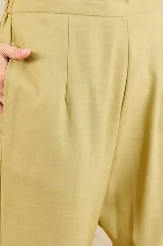 Mandarin Collar Kurta with Trousers