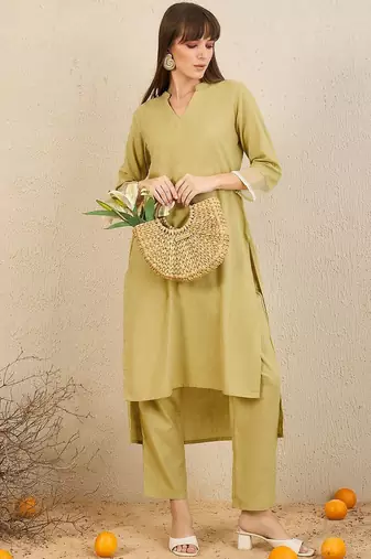 Mandarin Collar Kurta with Trousers