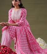 Pink Floral Printed Straight Pure Cotton Kurta With Trousers & Dupatta