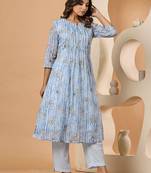 Women Floral Printed Tiered Pure Cotton Kurta with Trousers