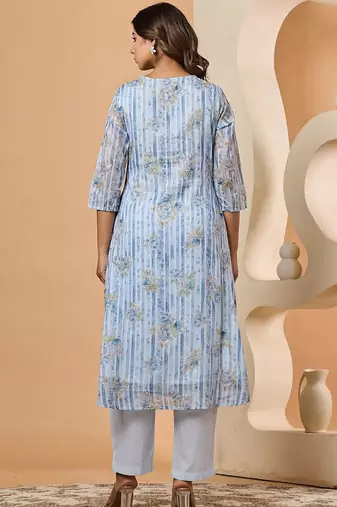 Women Floral Printed Tiered Pure Cotton Kurta with Trousers