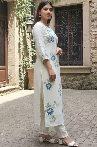 Women Pure Cotton Floral Embroidered Kurta Set With Trousers & Dupatta