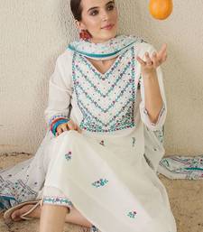 Women Floral Embroidered Cotton Kurta with Trousers & Dupatta