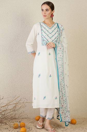 Women Floral Embroidered Cotton Kurta with Trousers & Dupatta