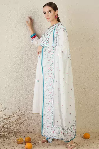 Women Floral Embroidered Cotton Kurta with Trousers & Dupatta